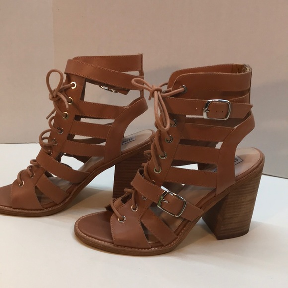 Steve Madden Strappy Sandals “Like New” Size 10 - Picture 3 of 8
